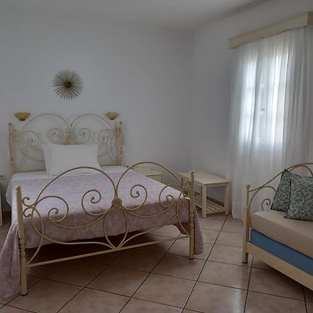 Elpidas Studios Agia Anna  Екстериор снимка