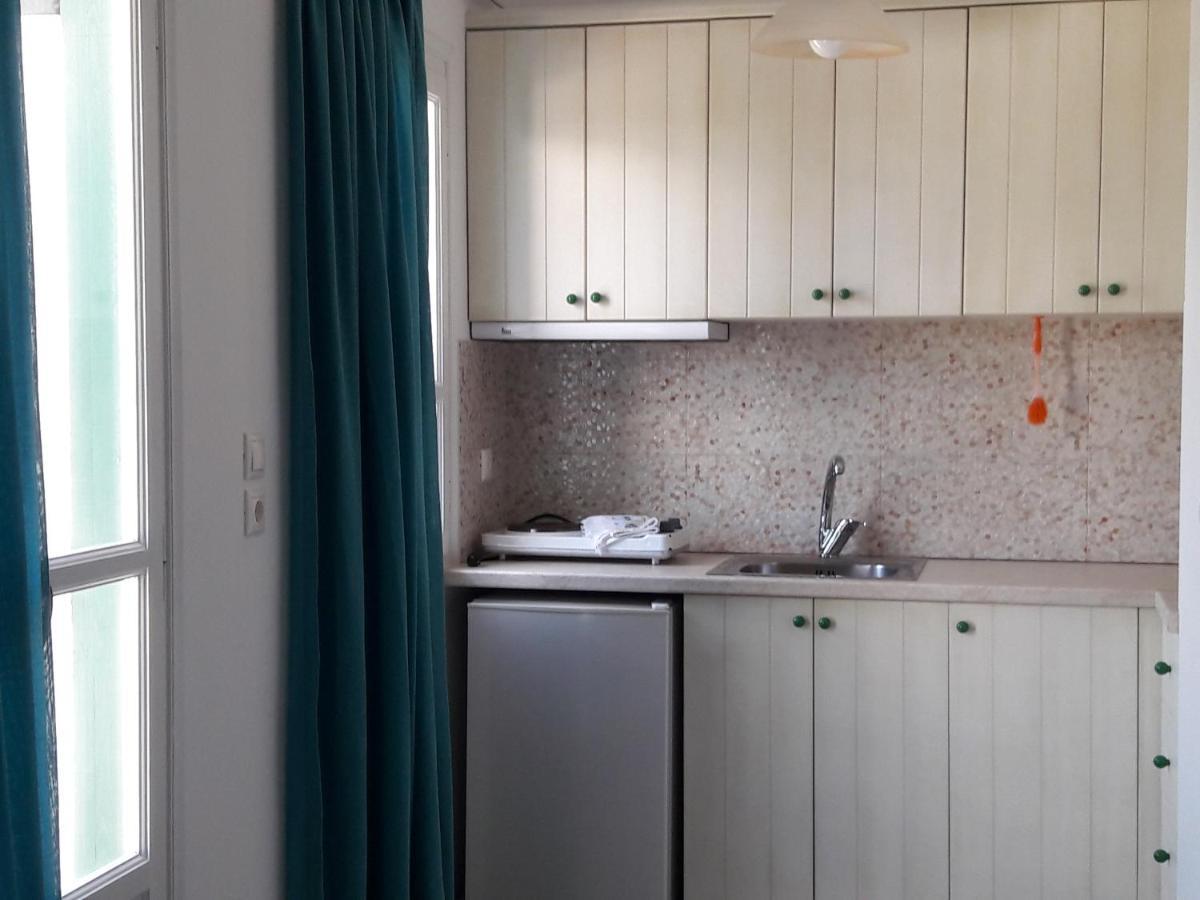 Elpidas Studios Agia Anna  Екстериор снимка