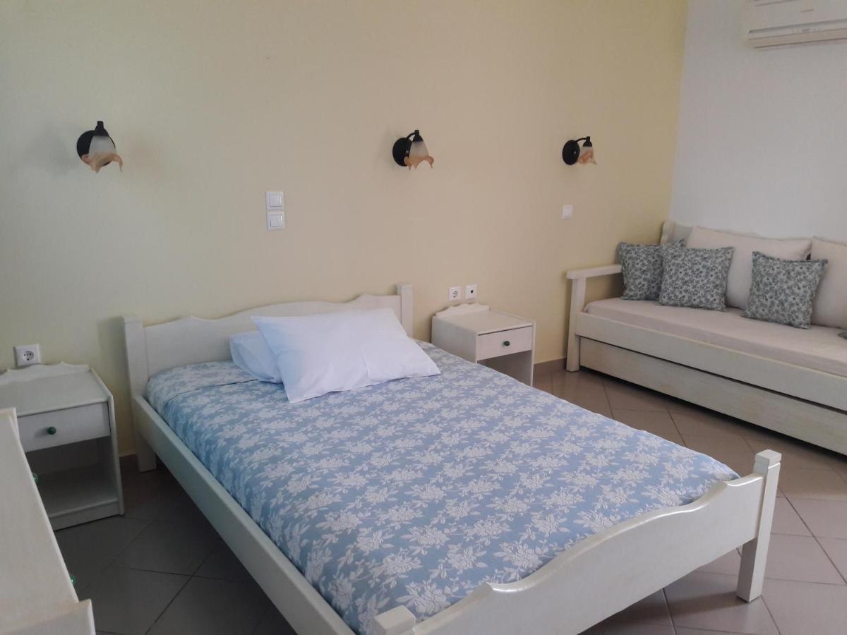 Elpidas Studios Agia Anna  Екстериор снимка