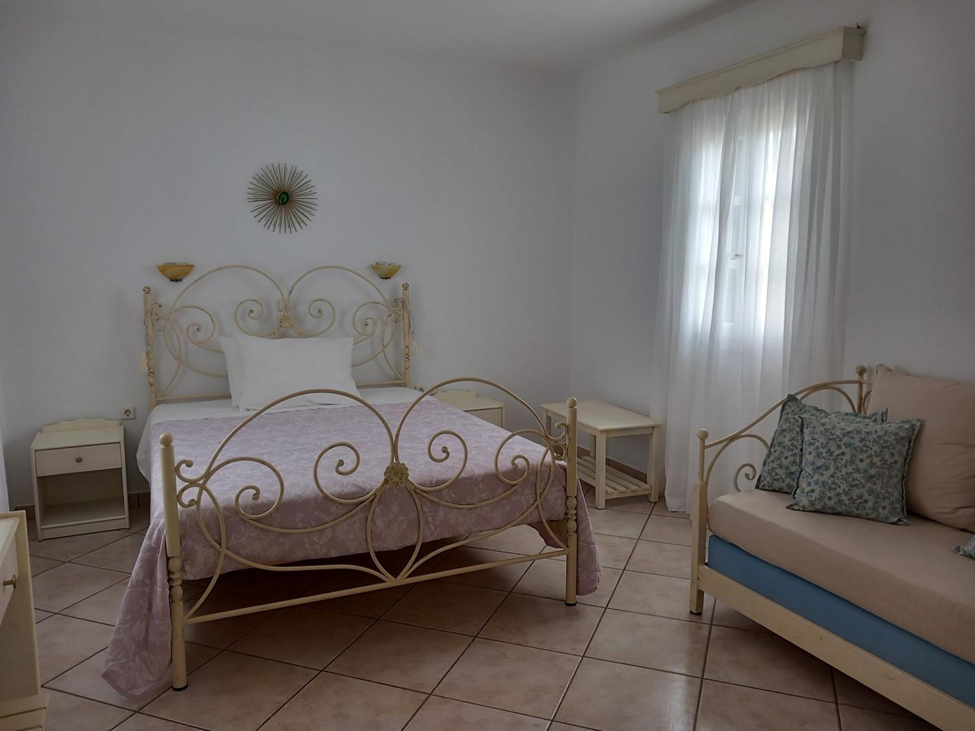 Elpidas Studios Agia Anna  Екстериор снимка