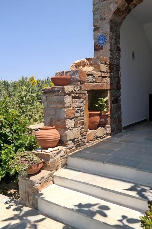 Elpidas Studios Agia Anna  Екстериор снимка