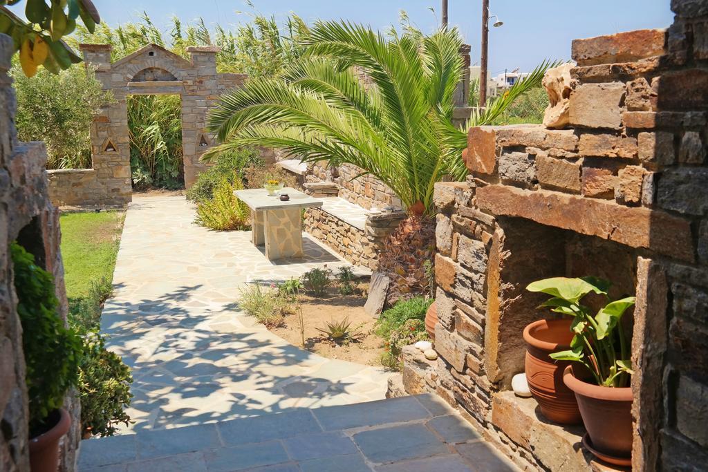 Elpidas Studios Agia Anna  Екстериор снимка