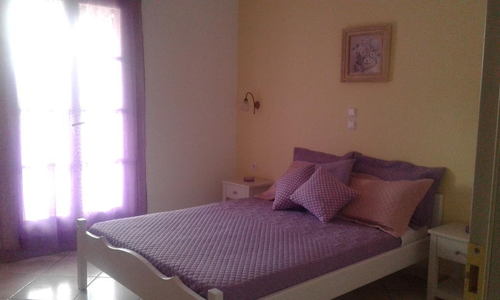 Elpidas Studios Agia Anna  Екстериор снимка